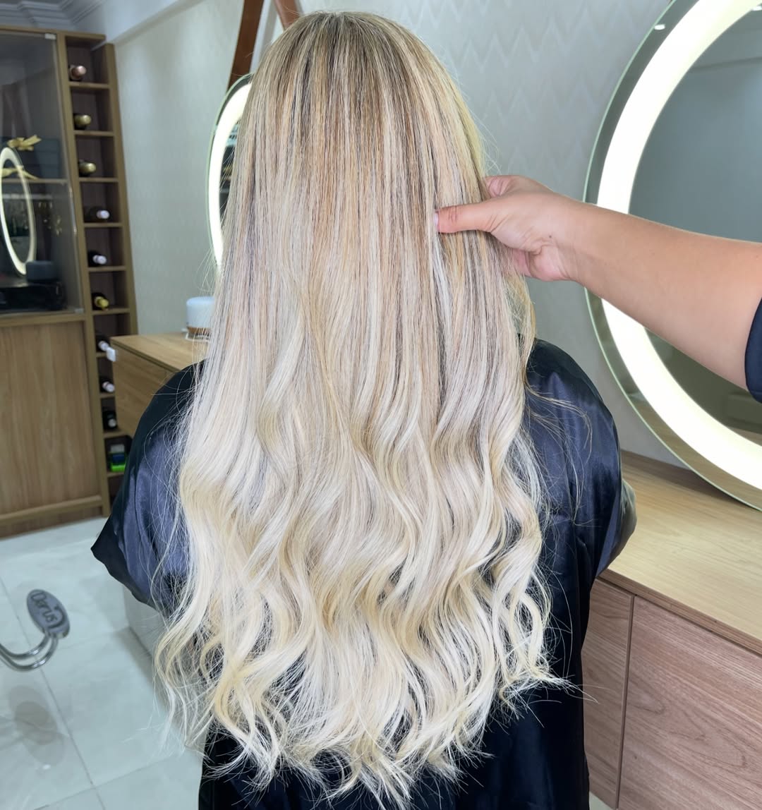 Mega Hair Loiro Perolado em Lauro de Freitas